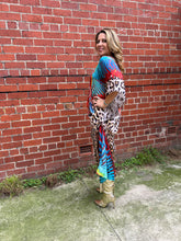 Load image into Gallery viewer, Maxi Kaftan Red Feather Dreams
