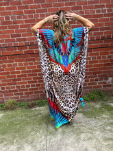Load image into Gallery viewer, Maxi Kaftan Red Feather Dreams
