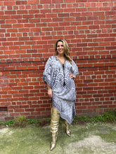 Load image into Gallery viewer, Maxi Kaftan Boho Girl
